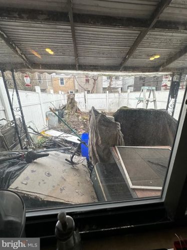 2160 Cumberland St, Philadelphia PA 19125-2245 exterior