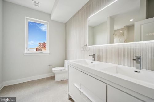 1741 Marshall St, Philadelphia PA 19120-3742 exterior