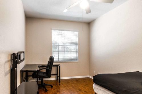 2221 Newport Is Blvd, Fort Pierce FL 34953-4586 exterior