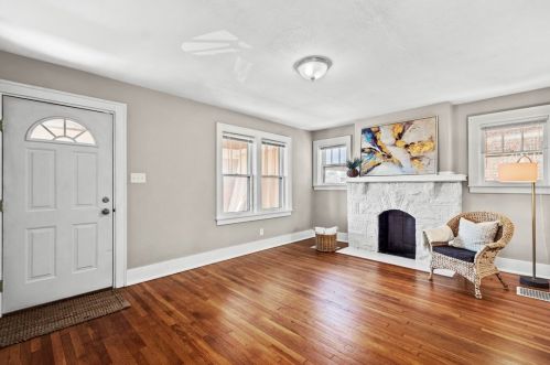 1417 Bellaire Pl, Pittsburgh PA 15226-1907 exterior