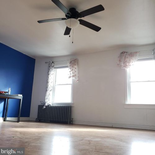 1303 Federal St, Philadelphia PA  19147-4417 exterior