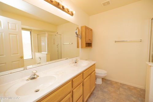 11887 Centaurus Pl, Tucson AZ 85737-3455 exterior