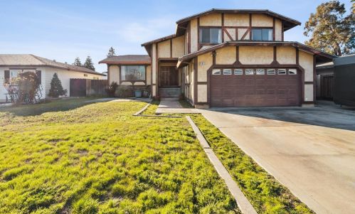 2465 Dels Ln, Turlock, CA 95382-0908