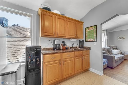 5725 Giddings St, Chicago IL 60630-2930 exterior