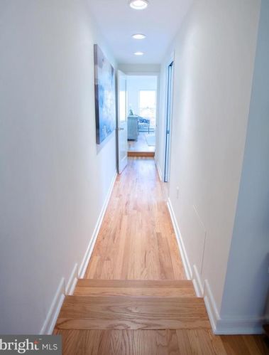 418 Capitol St, Washington DC  20003-4012 exterior