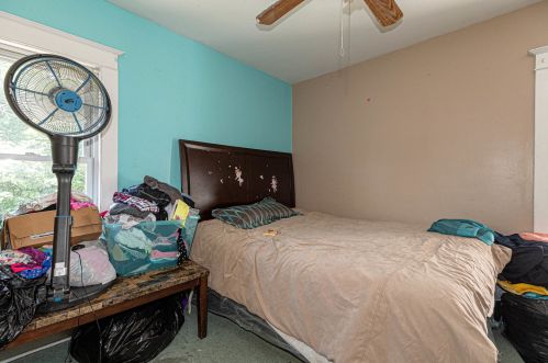 102 Chapel St, Waukegan IL 60085-5410 exterior