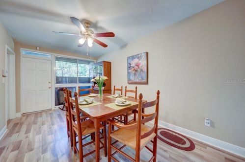 825 Riv Dr, Tampa FL 33617-7864 exterior