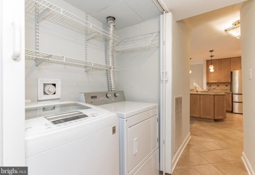 1633 Westwind Way, Mc Lean VA 22102-1604 exterior