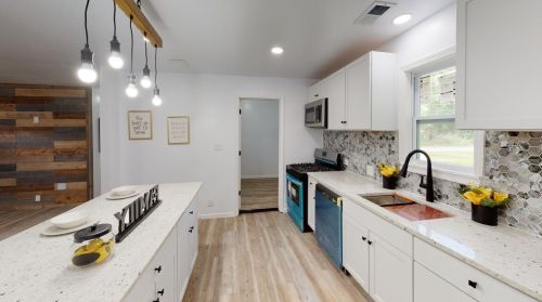 2401 Clay St, Gary IN 46410-5906 exterior