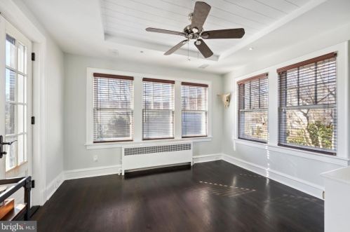 327 Highland Rd, Pottstown PA  19464-4407 exterior