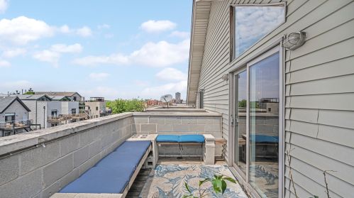 854 Marshfield Ave, Chicago IL 60612-4302 exterior