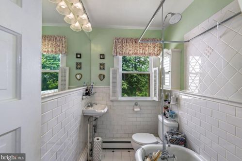 107 Harvard St, Alexandria VA 22314-2712 exterior