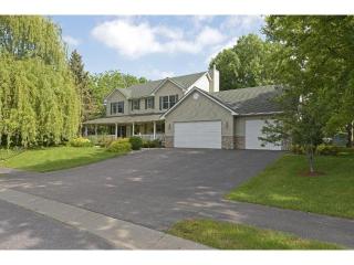 6585 Saunders Lake Dr, Orono, MN 55364-8604