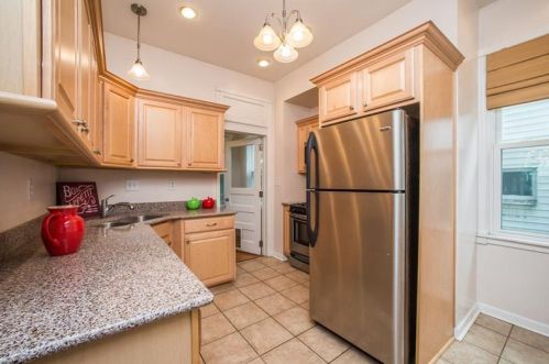 18 Linwood Ave, Pittsburgh PA  15205-4414 exterior