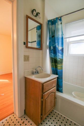 1024 Sherman Ave, Madison WI  53704-4233 exterior