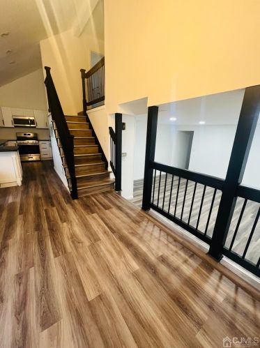 138 Brown Ave, Iselin NJ  08830-2502 exterior