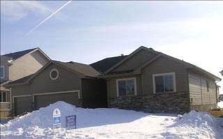 19369 Blaine St, Omaha, NE 68135-3721