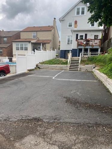 1214 Berkshire Ave, Pittsburgh PA  15226-2373 exterior