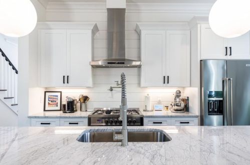 62 Montgomery St, Atlanta GA  30307-2844 exterior