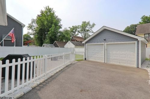 210 Mountainview Ave, Scotch Plains NJ  07076-1418 exterior