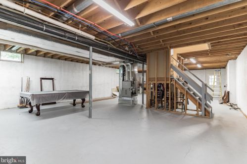 300 Ardmore Ave, Ardmore PA 19003-1012 exterior