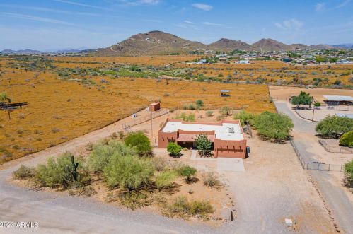 37906 21st Ave, Phoenix AZ  85086-9151 exterior