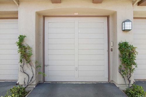 2800 Keller Dr, Tustin CA  92782-1002 exterior