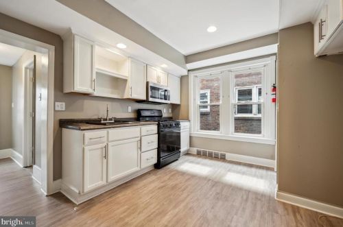 2817 10 St, Chester PA 19013-1604 exterior