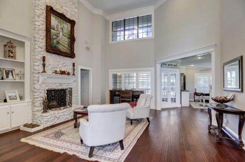 240 Edgewood Dr, Montgomery TX 77356-8408 exterior