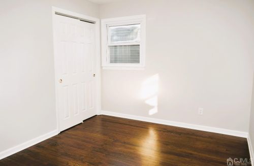 38 Wall St, Metuchen NJ  08840-2858 exterior