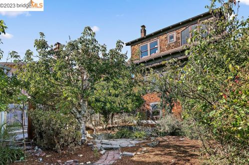 930 Shattuck Ave, Berkeley CA 94707-2401 exterior