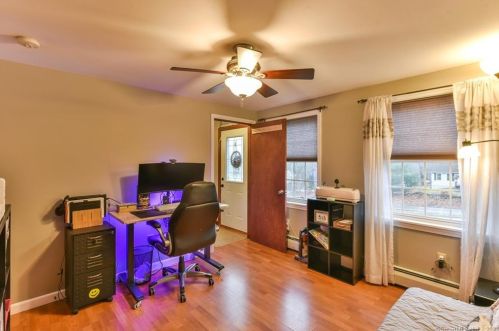 16 Thompson Pike, Killingly CT 06241-1117 exterior