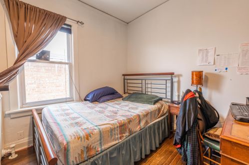 2837 Moody Ave, Chicago IL 60646-5309 exterior