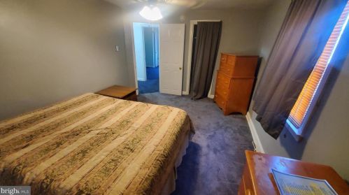 1032 Toll St, Chester PA 19022-1451 exterior