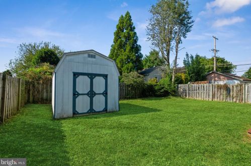 706 Blakeley Rd, Media, PA 19086-7104