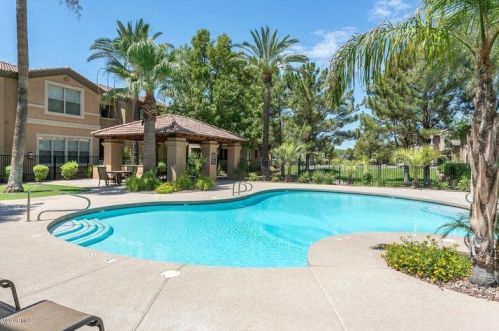 5125 34th Pl, Phoenix AZ  85018-1546 exterior