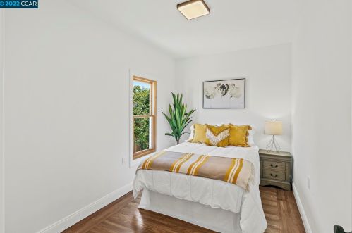 612 Stannage, Berkeley CA 94706-1640 exterior