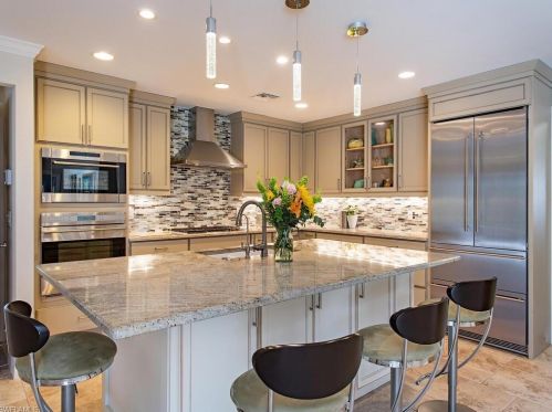 230 Champney Bay Ct, Naples FL 34102-7952 exterior