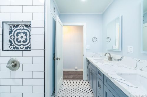 757 22nd Ave, Honolulu HI  96816-4519 exterior