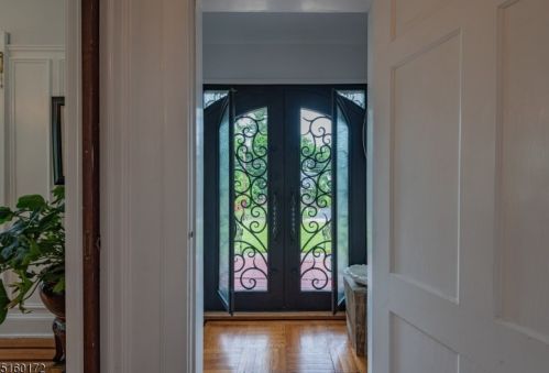 668 Lincoln Ave, Paterson, NJ 07506-1024