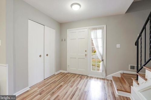 8428 Cherry Vly Ln, Alexandria VA 22309-2100 exterior