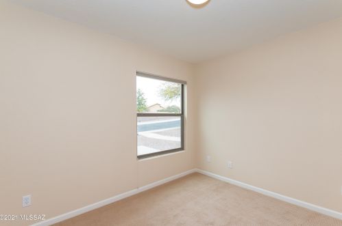 9558 Marsh Wren Pl, Tucson AZ 85742-8455 exterior