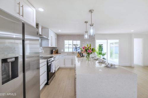 3753 Andora Dr, Phoenix AZ  85032-6611 exterior