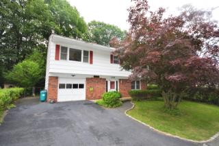 135 Tulsa Trl, Hopatcong, NJ 07843-1236