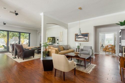 3017 Ballast Point Blvd, Tampa FL 33611-3902 exterior