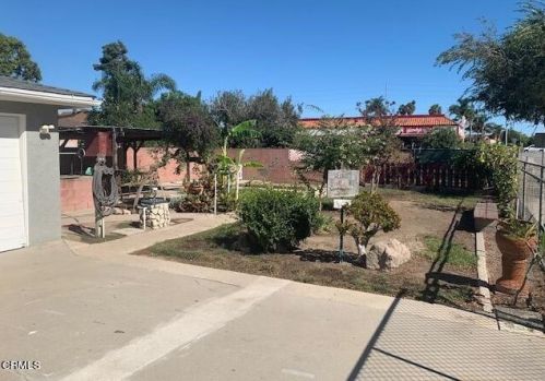 2508 Colonia Ave, Oxnard CA 93036-1230 exterior