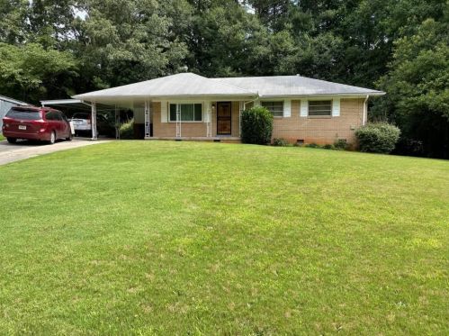 2634 Bonnybrook Dr, Atlanta, GA 30311-5516