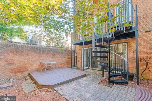 815 6th St, Washington DC  20024-3803 exterior