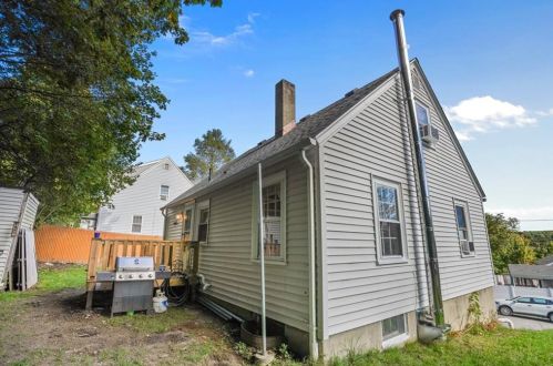 84 Harris Ave, Providence RI  02903-1012 exterior