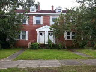 249 Grove St, Charleston SC  29403-3537 exterior